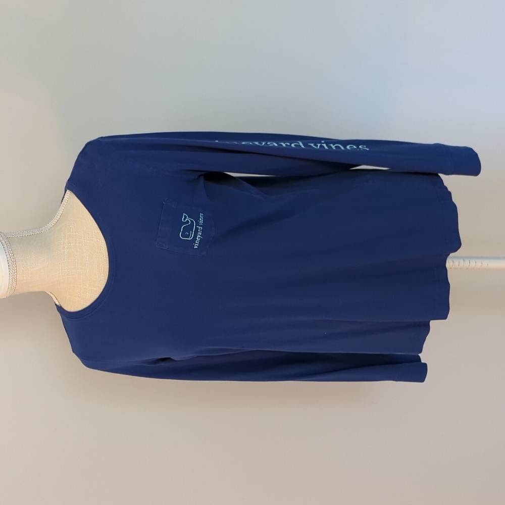 Vineyard Vines women's blue long sleeve T-shirt size small